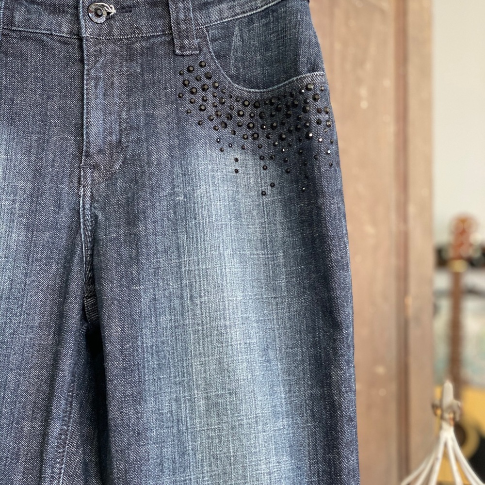 Chico’s Platinum Dark Wash Jeans! Size 0.5.